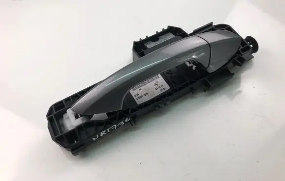 Mercedes-Benz B W246 W242 Front door exterior handle A2047600270