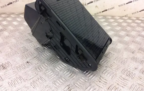 Land Rover Discovery 5 Glove box central console 16A2666CC90000