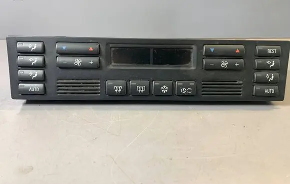 BMW 7 E38 Climate control unit 8379112