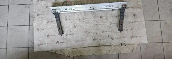 Renault Megane III Bottom radiator support slam panel 