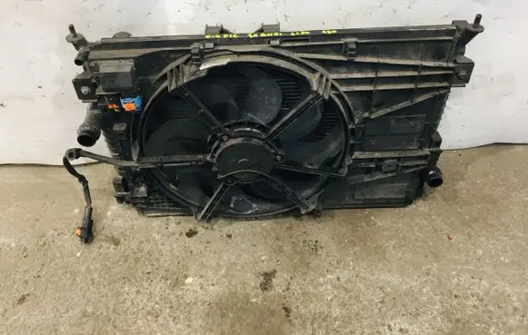 Citroen C4 II Picasso Radiator set 