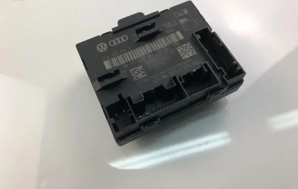 Volkswagen Touareg I Other control units/modules 4G8959792E