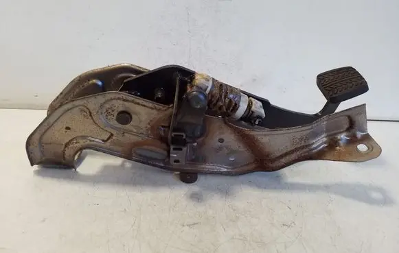 Ford Ranger Clutch pedal JB3C7B633FA