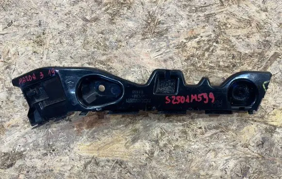 Rear bumper mounting bracket