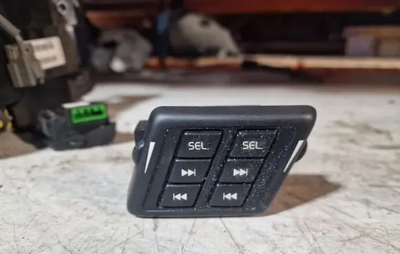 Volvo XC90 Head unit multimedia control 30739243