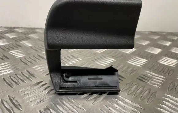 Volvo C30 Front driver seat rail trim 08629851