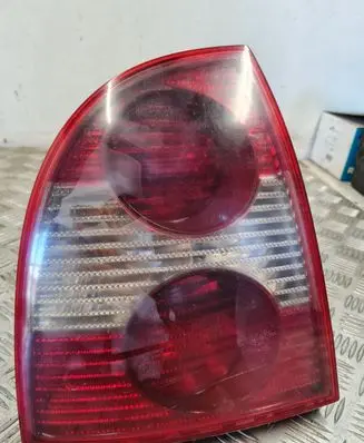 Volkswagen PASSAT B5.5 Rear/tail lights