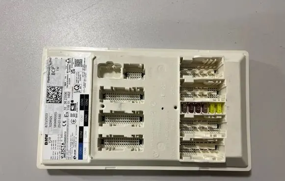 BMW X6 G06 Central body control module 5B36BD2 5B8E989