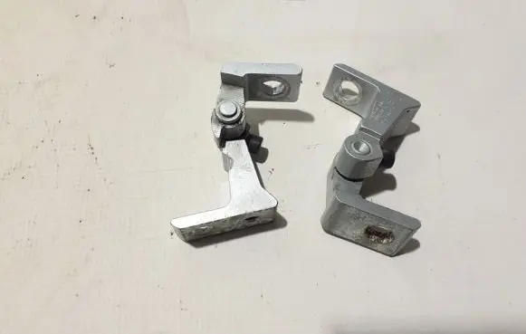 Skoda Octavia Mk3 (5E) Rear door upper hinge