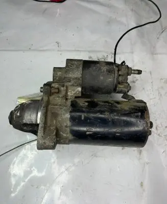 BMW 5 E39 Starter motor 0001108157 82822522