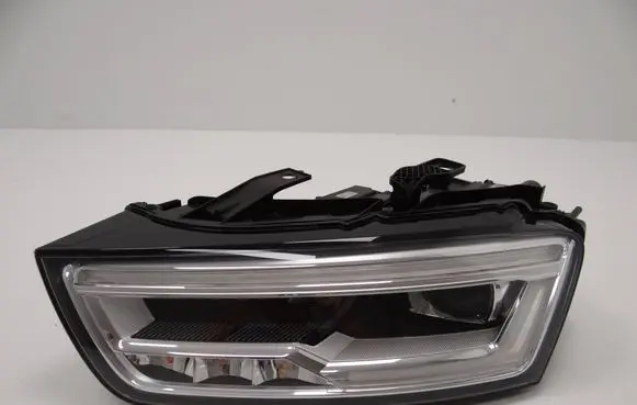 Audi Q3 8U Headlight/headlamp 8U0941033 10014070000 101400214968