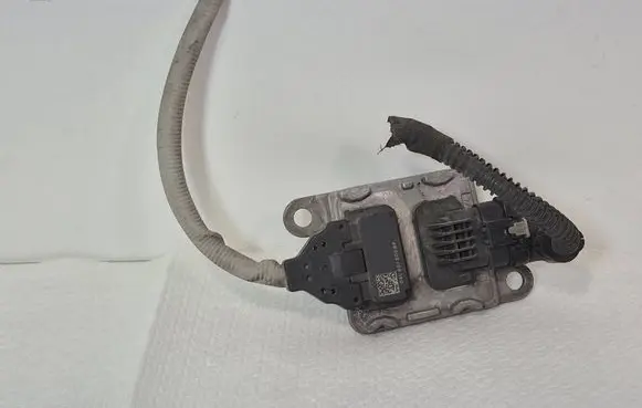 Volkswagen PASSAT B8 Lambda probe sensor 04L907805BP 290119 060440