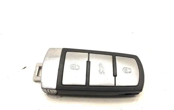 Volkswagen PASSAT B7 Ignition key/card 3C0959752BA