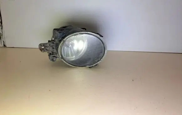 Volvo V70 Front fog light 31213102