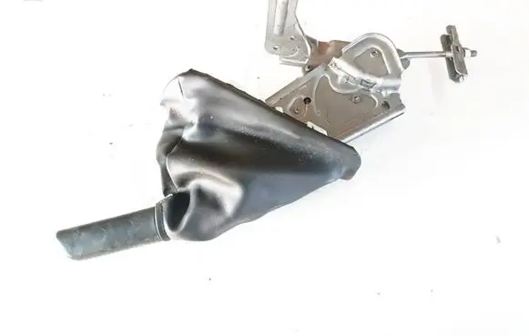 Handbrake/parking brake lever assembly