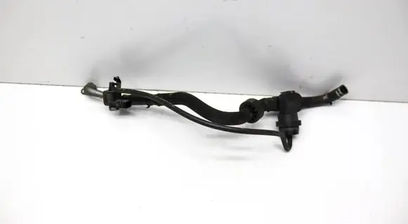 Porsche Cayenne (92A) Engine coolant pipe/hose 7P0121065M
