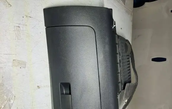 Skoda Rapid (NH) Glove box 5JB857097