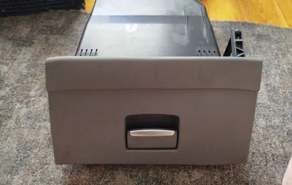 Ford Mondeo MK IV Glove box 7S71A06010 1156942B 06548006