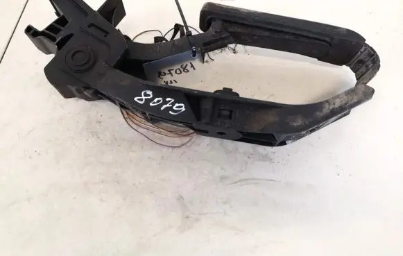 Mercedes-Benz C W203 Accelerator throttle pedal a2113010001