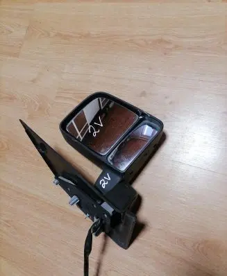 Ford Connect Manual wing mirror E11026111 026111