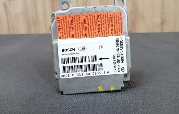 Mercedes-Benz SLK R170 Airbag control unit/module 0018200826 A0018200826 0285001165
