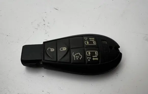 Chrysler Grand Voyager V Ignition key/card