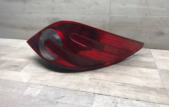 Mercedes-Benz R W251 Rear/tail lights A2518201664 A2518201864