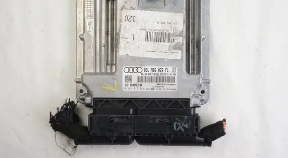 Audi A4 S4 B8 8K Engine control unit/module 03L906022FL 0281015018
