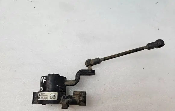 Jeep Grand Cherokee Headlight/headlamp level sensor 68245328AC T11116700743