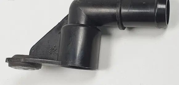 Jaguar XF X250 Engine coolant pipe/hose 9W83389618AB