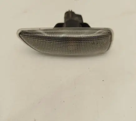 Volvo V70 Front fender indicator light 149144