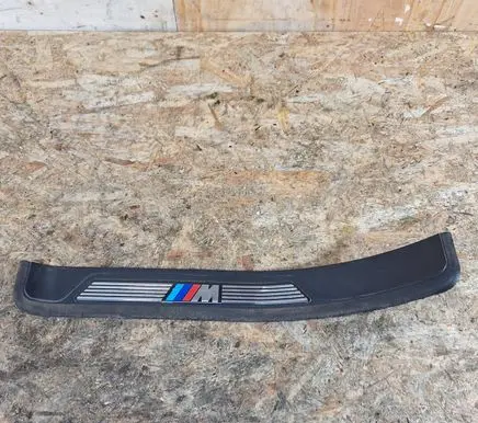 BMW 5 E39 Rear sill trim cover 8168039 8178123 51478168039