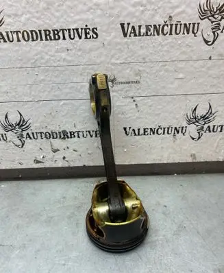 Mercedes-Benz C W205 Piston 32132