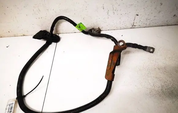 Positive cable (battery)