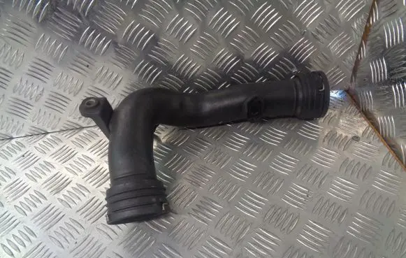 Volkswagen Golf V Intercooler hose/pipe 1K0145762