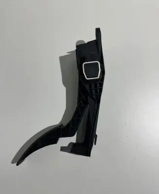 Mercedes-Benz ML W164 Accelerator throttle pedal A1643000004 ZGS008 080206