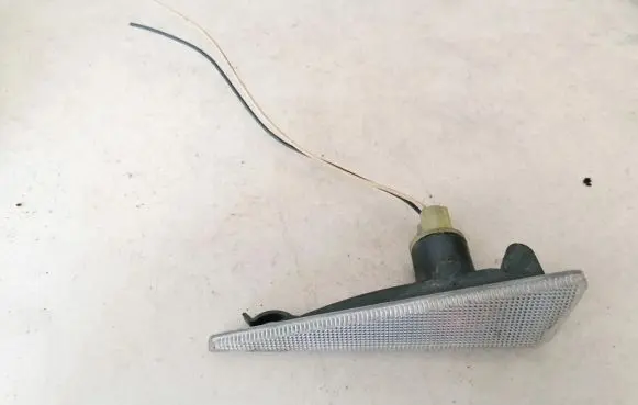 Renault Scenic II - Grand scenic II Front fender indicator light 8200027151