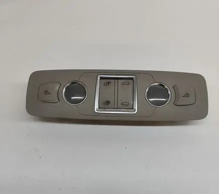 Audi Q7 4L Front seat light 4L0947112A