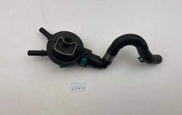 Porsche Macan (95B) Coolant heater control valve 7P5121671