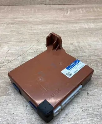 Lexus IS 220D-250-350 Other control units/modules 8865053090 1776002372