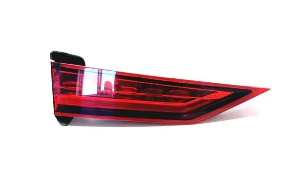 Tailgate rear/tail lights