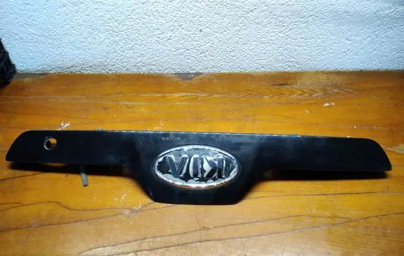 KIA Sportage Trunk door license plate light bar 925011F0