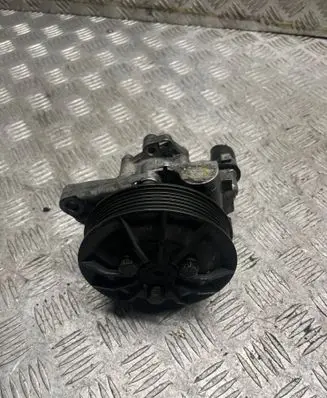 BMW 3 E90 E91 Power steering pump 