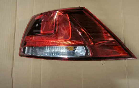 Volkswagen Golf VII Rear/tail lights 5G0945096M 90052058A M90052058A2094
