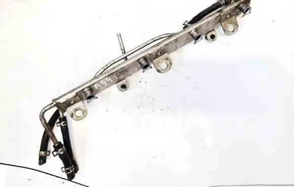 Suzuki Grand Vitara II Fuel main line pipe