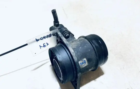 Skoda Octavia Mk1 (1U) Mass air flow meter 0281002757