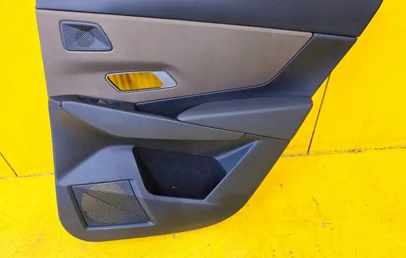 Citroen DS7 Crossback Rear door card trim 1952199X