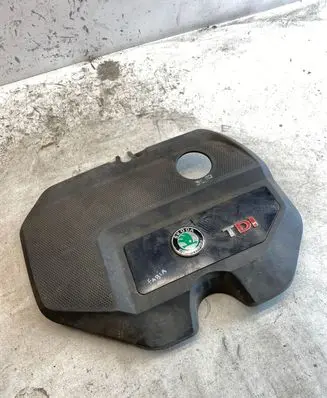 Skoda Fabia Mk1 (6Y) Engine cover (trim) 038103925ag