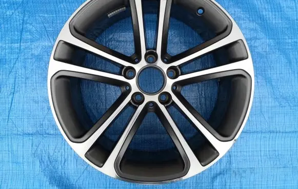Mercedes-Benz C W206 R18 alloy rim A2064016400