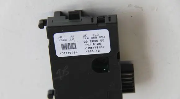 Volkswagen Touran I Steering angle sensor 1K0959654